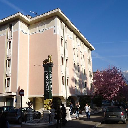 Hotel Leon D'Oro 로베레토 외부 사진