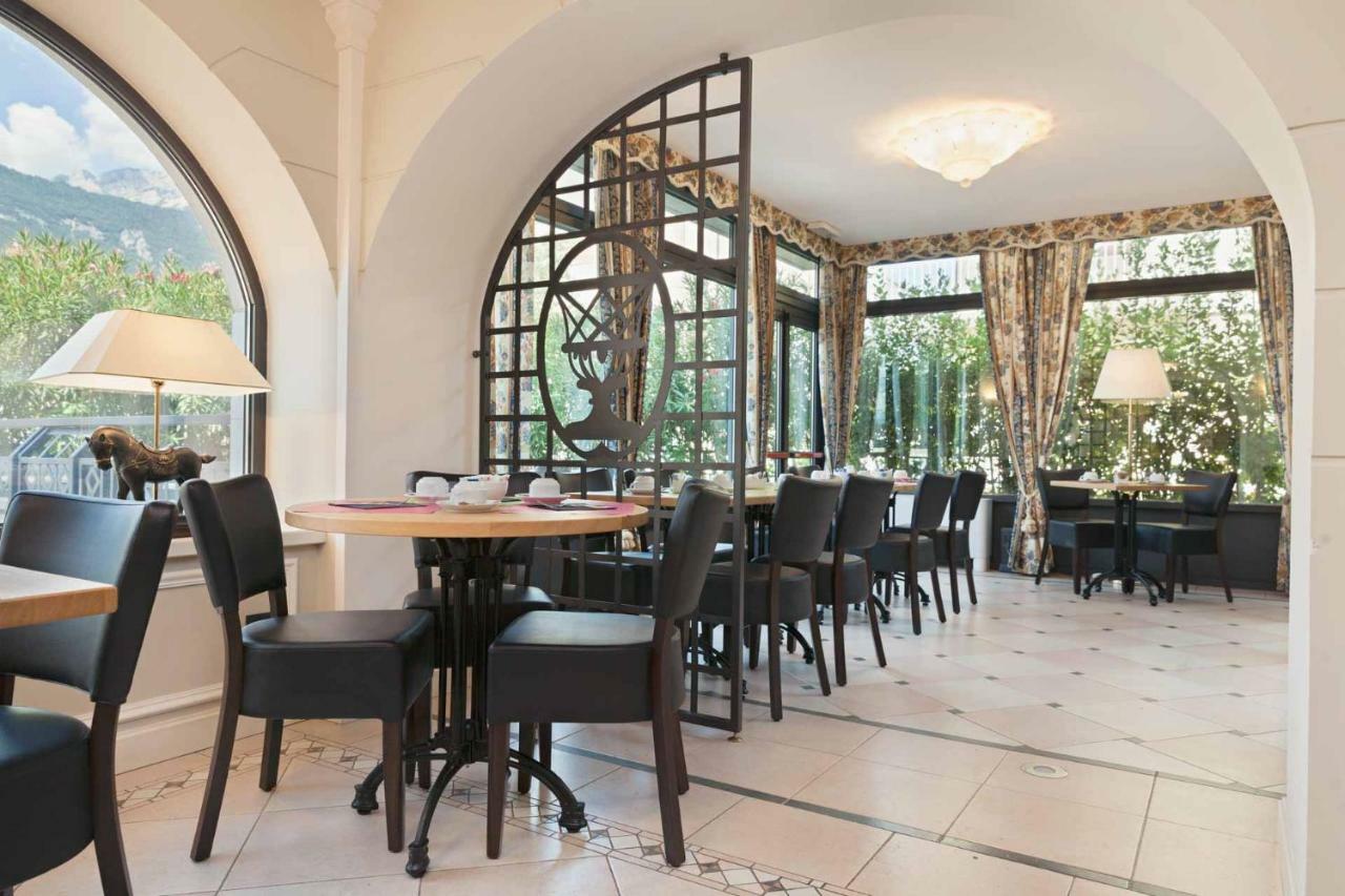 Hotel Leon D'Oro 로베레토 외부 사진