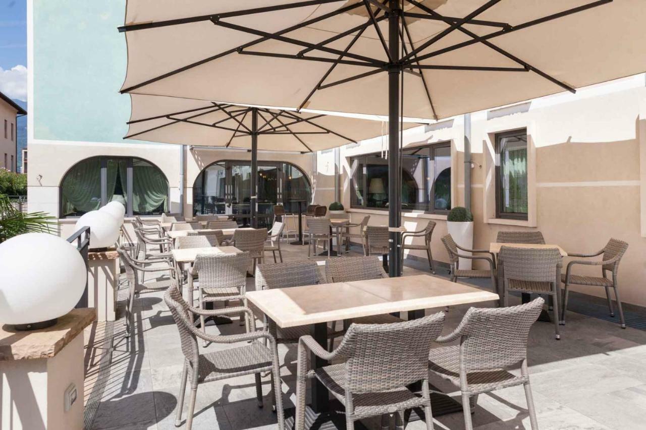 Hotel Leon D'Oro 로베레토 외부 사진