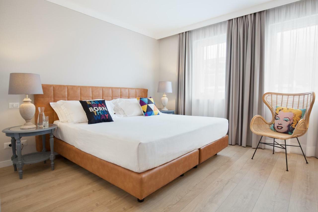 Hotel Leon D'Oro 로베레토 외부 사진