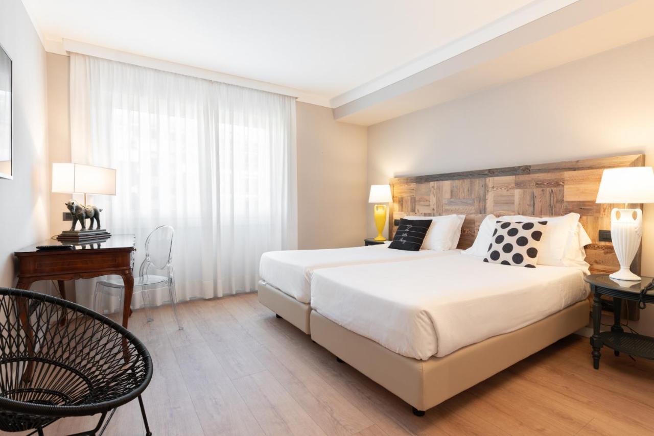 Hotel Leon D'Oro 로베레토 외부 사진